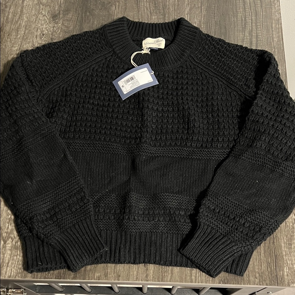 Black women’s Sweater